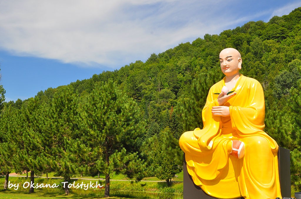 monastery tam bao son