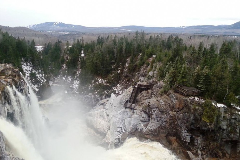 Неизбитые туристические маршруты Квебека. 7 водопадов